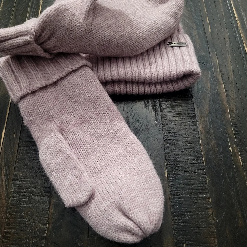 Steve Madden Knitted Beanie Glove Set Womens One Size